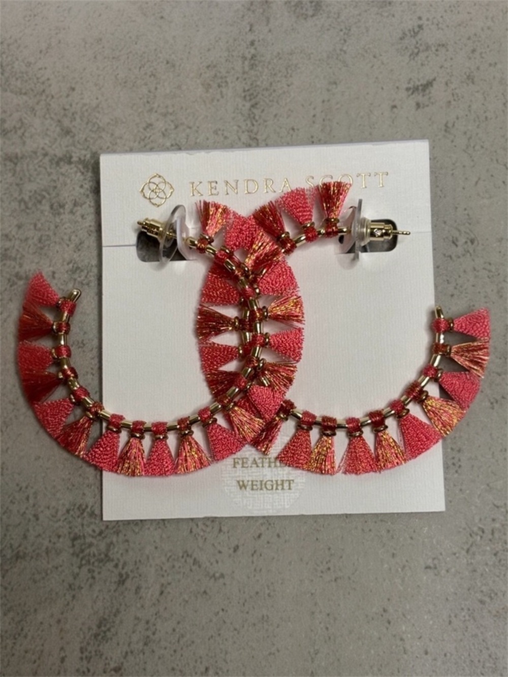Kendra Scott Evie Fringe Hoop Earrings in Pink/Gold